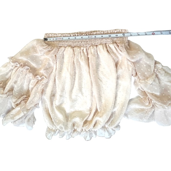 Puffy Loose Ruffle Blouse beige/cream - Picture 16 of 16